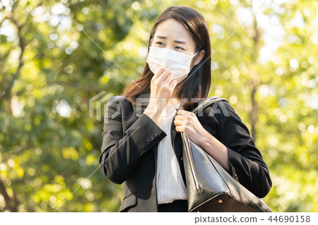 戴著面具的女商人 44690158