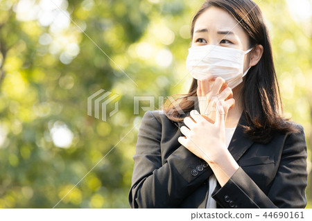 戴著面具的女商人 44690161