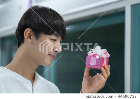 男學生,約會,等待,地鐵站 男學生,約會,等待,地鐵站 44690752