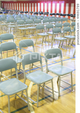 儀式圖像（椅子對齊） 44691789