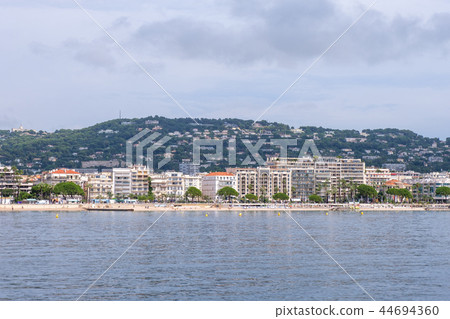 Cannes city shore at daylight 44694360