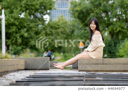 20多歲的情侶，漢江約會 44694977