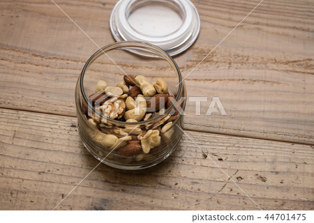 堅果 堅果 44701475