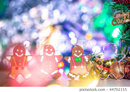 聖誕節 薑餅人 聖誕樹 鈴鐺 光暈背景 クリスマス 暈け gingerbread sparkle 44702155