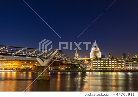 St paul cathedral with millennium bridge St paul cathedral with millennium bridge 44705911