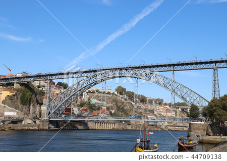 波爾圖鎮和世界遺產Don Luis I Bridge（1） 44709138