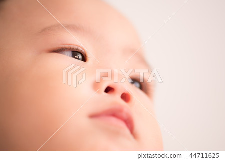 嬰兒 44711625