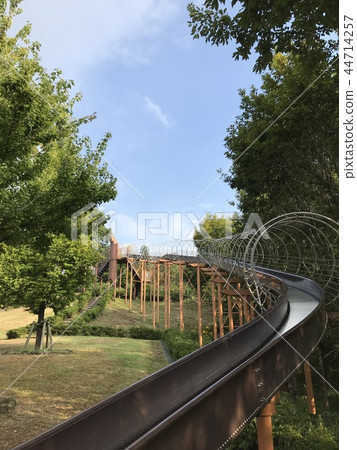 slide slide 44714257