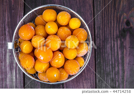 Cherry tomatoes, frozen vegetables Cherry tomatoes, frozen vegetables 44714258