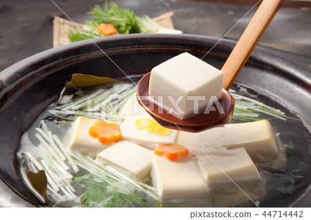 Simmered tofu 44714442