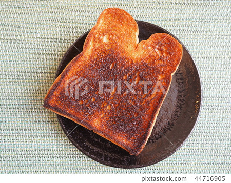 Burnt bread Burnt bread 44716905