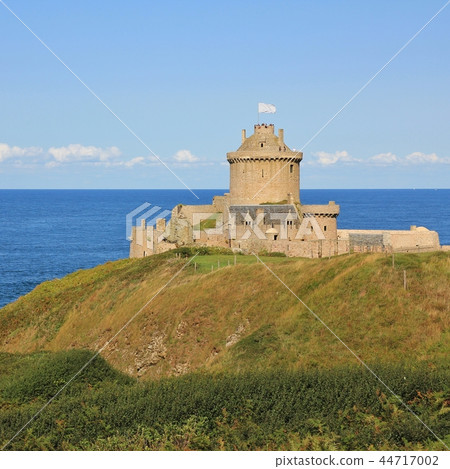 Beautiful old castle Fort La Latte. 44717002