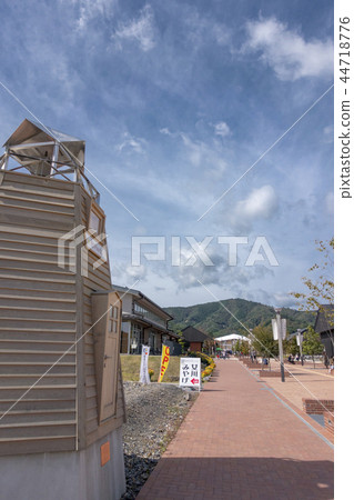 在可以看海的公園，日常生活和非日常觀光交換的鎮海Parpia Onokawa 44718776