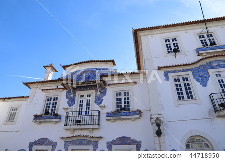 建立葡萄牙的阿威羅azulejo的老駐地 44718950