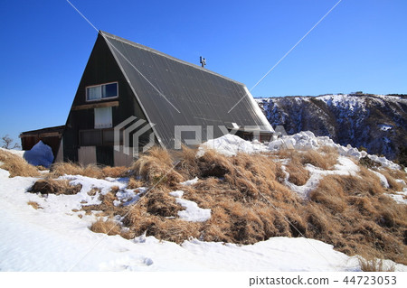 Mt. Owa of Kanagawa (Tuspan) Mountain hut at the summit 44723053