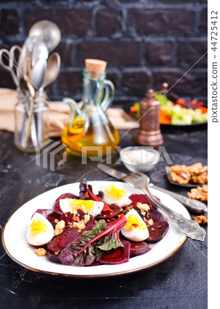 salad salad 44725412