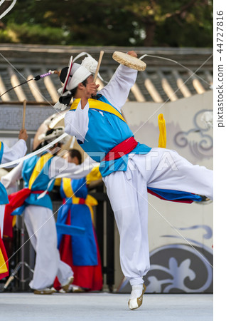 Pungmul Play 44727816