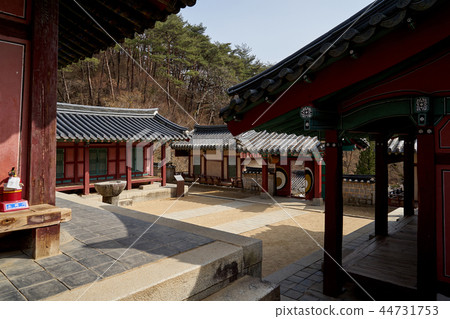 慶尚安東市Dosan Seowon 慶尚安東市Dosan Seowon 44731753