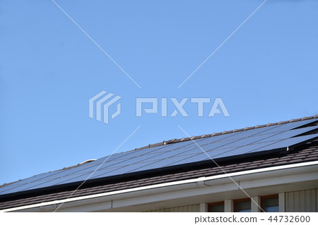 Solar power generation at home 44732600