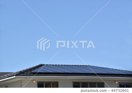 Roof top solar panel 44732601