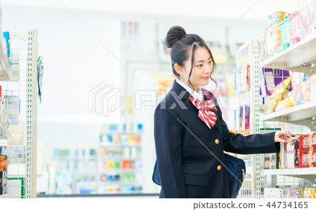 便利店(高中女生) 便利店(高中女生) 44734165