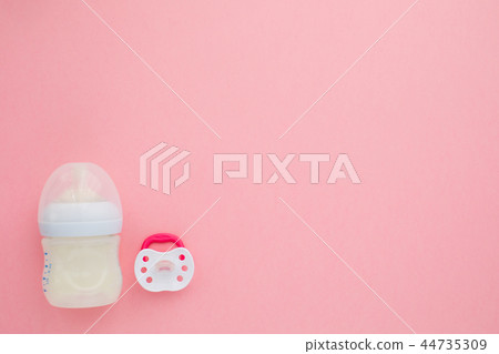 preparation of mixture baby feeding preparation of mixture baby feeding 44735309