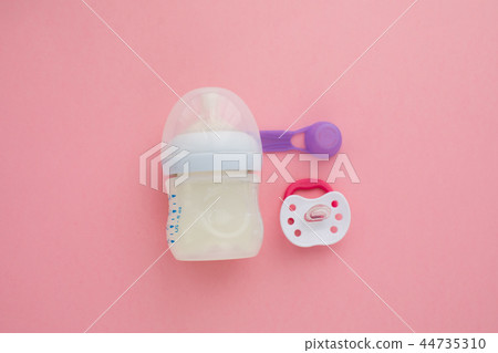 preparation of mixture baby feeding preparation of mixture baby feeding 44735310