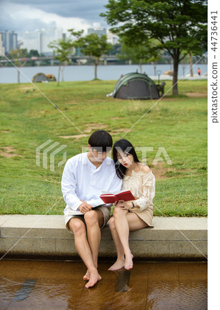 Han River Dating, Couple, Hangang Park 44736441
