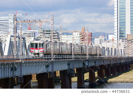 有限的快遞“Hamaze”(Kiha 189系列)將通過Oyodogawa運到大阪並增加到六輛車的運營 有限的快遞“Hamaze”(Kiha 189系列)將通過Oyodogawa運到大阪並增加到六輛車的運營 44736631