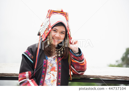 portrait mhong hill tribe woman on the mountain 44737104