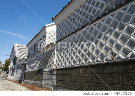Matsuzaki Namako Wall 44737536