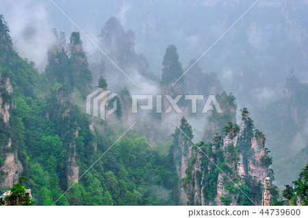 Zhangjiajie mountains, China 44739600