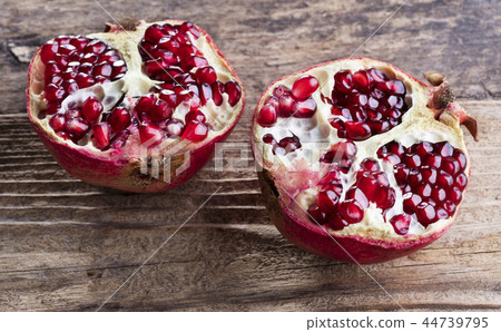 half of pomegranate 44739795