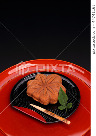 Momiji Manju Momiji Manju 44741163