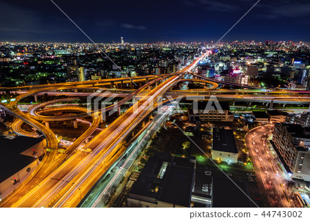 Night view of highway 44743002