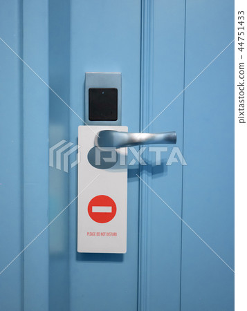 do not disturb hotel sign on door lock do not disturb hotel sign on door lock 44751433
