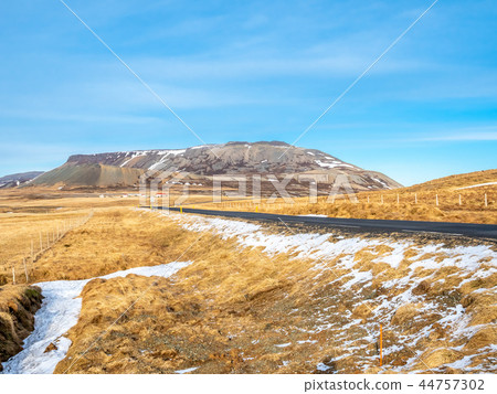 Scene view around Kirkjufell in winter, Iceland 44757302