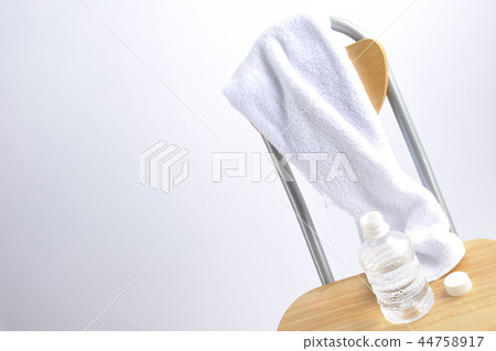 鍛煉身體健康。 鍛煉身體健康。 44758917