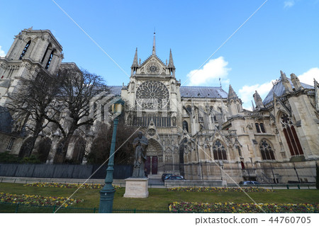 Notre Dame Cathedral 44760705