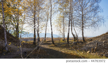 Tsarev kurgan. Attraction of the Samara region. On a Sunny autumn day 44763972