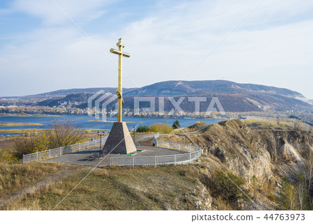 Tsarev kurgan. Attraction of the Samara region. On a Sunny autumn day 44763973
