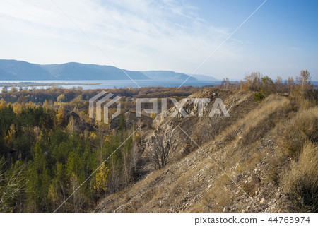 Tsarev kurgan. Attraction of the Samara region. On a Sunny autumn day 44763974