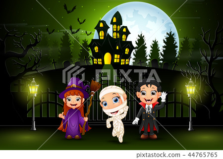Happy halloween kids with a background of full moo Happy halloween kids with a background of full moo 44765765