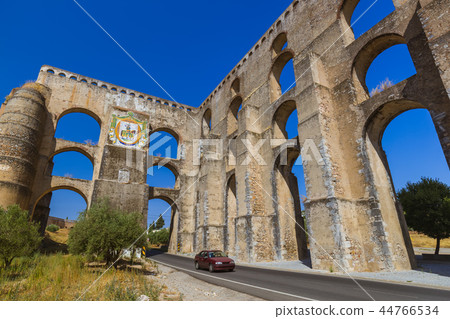 Old aqueduct - Elvas Portugal 44766534
