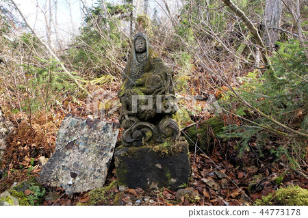 札幌Kugenumatake Maginuma Ryujin Jizou 44773178