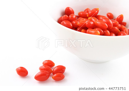goji berries in a white bowl isolated on white goji berries in a white bowl isolated on white 44773751