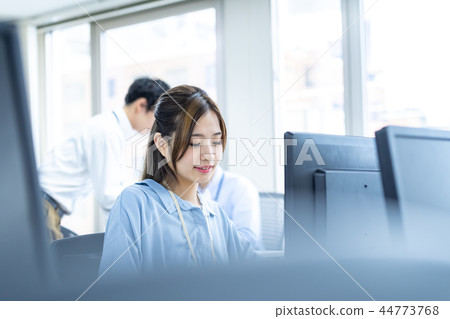 女商人,辦公室,辦公室休閒 女商人,辦公室,辦公室休閒 44773768