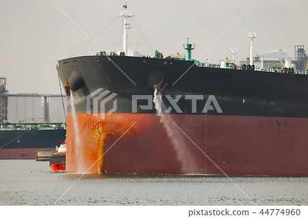 Oil Tanker Ship 44774960