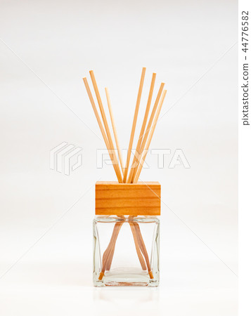 Aromatic bottle 44776582