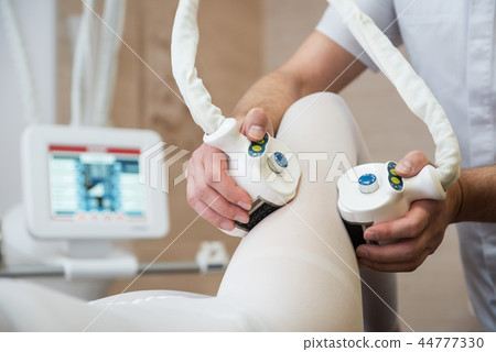 Procedure laser lipolysis 44777330